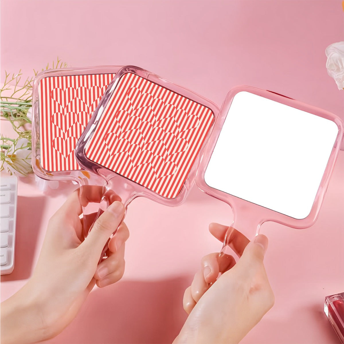 Classic Line Pattern Handheld Mirror