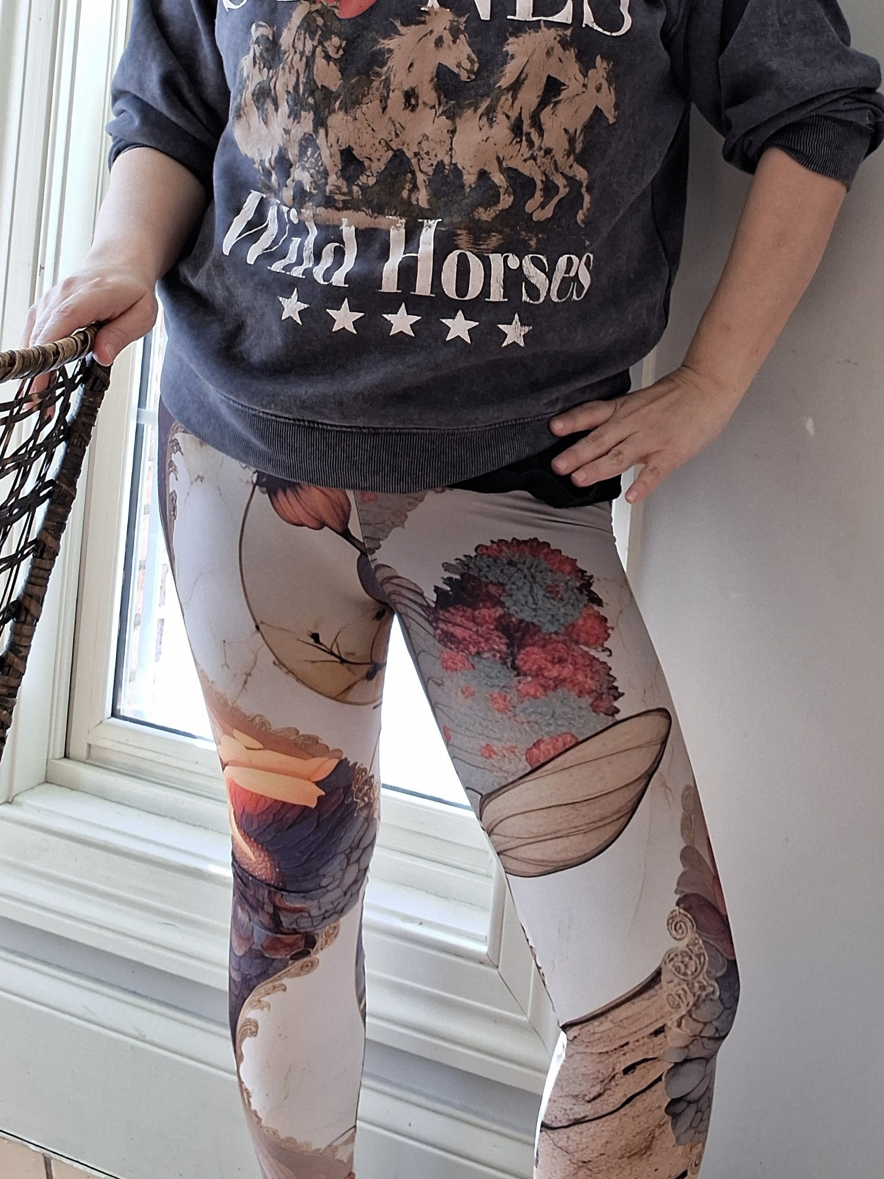 High Waisted Floral Yoga Leggings, Comfortable Workout Leggings, Fitness Apparel, Athleisure Pants, Perfect for Yoga, Pilates, Gym