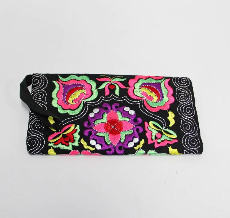 Vintage Women’s Handmade Embroidered Wristlet Clutch